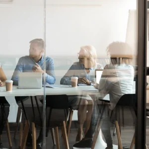 Top 5 Advantages of Hiring a Forward-Thinking B2B Marketing Agency